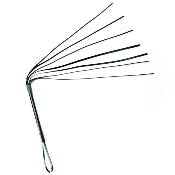 Rita Rubber Flogger by Leatherbeaten, image 3